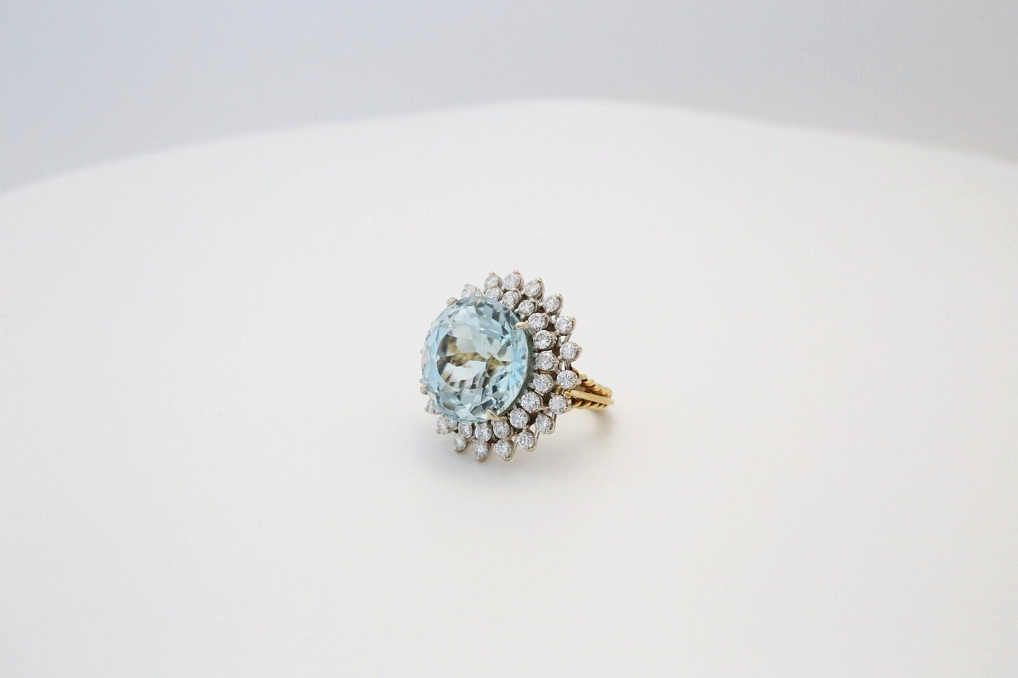 18k Gold Aquamarine & Diamond Cocktail Ring, Size 7 - 20.6g