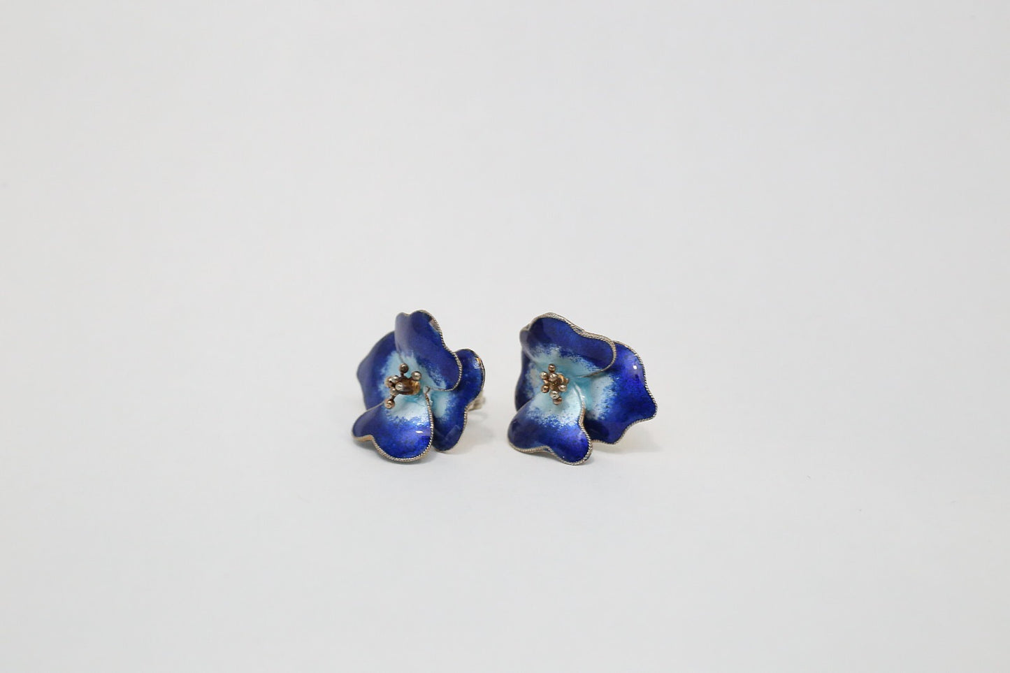 Vintage Sterling Silver Flower Enamel Earrings, 4.0g