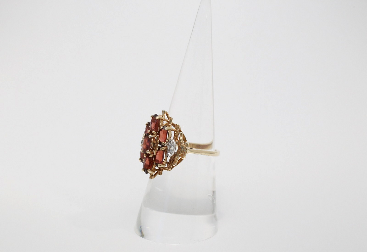10k Yellow Gold Garnet Cocktail Ring, Size 7.25 - 3.8g