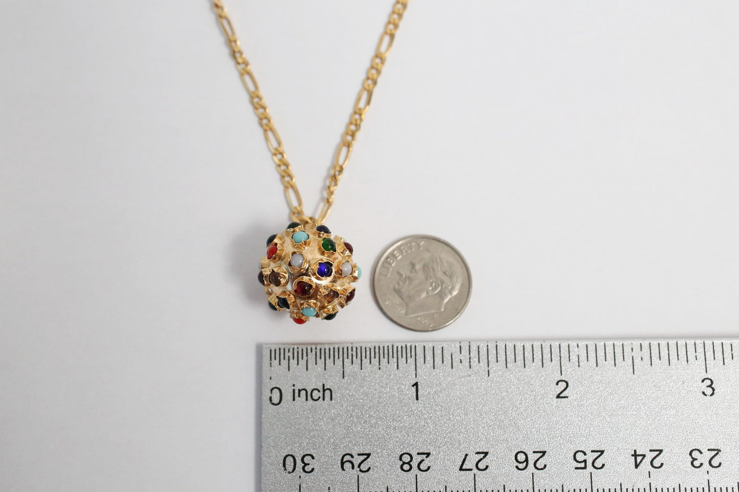 19.2k Portuguese Gold Multi-Stone Pendant, 4.8g