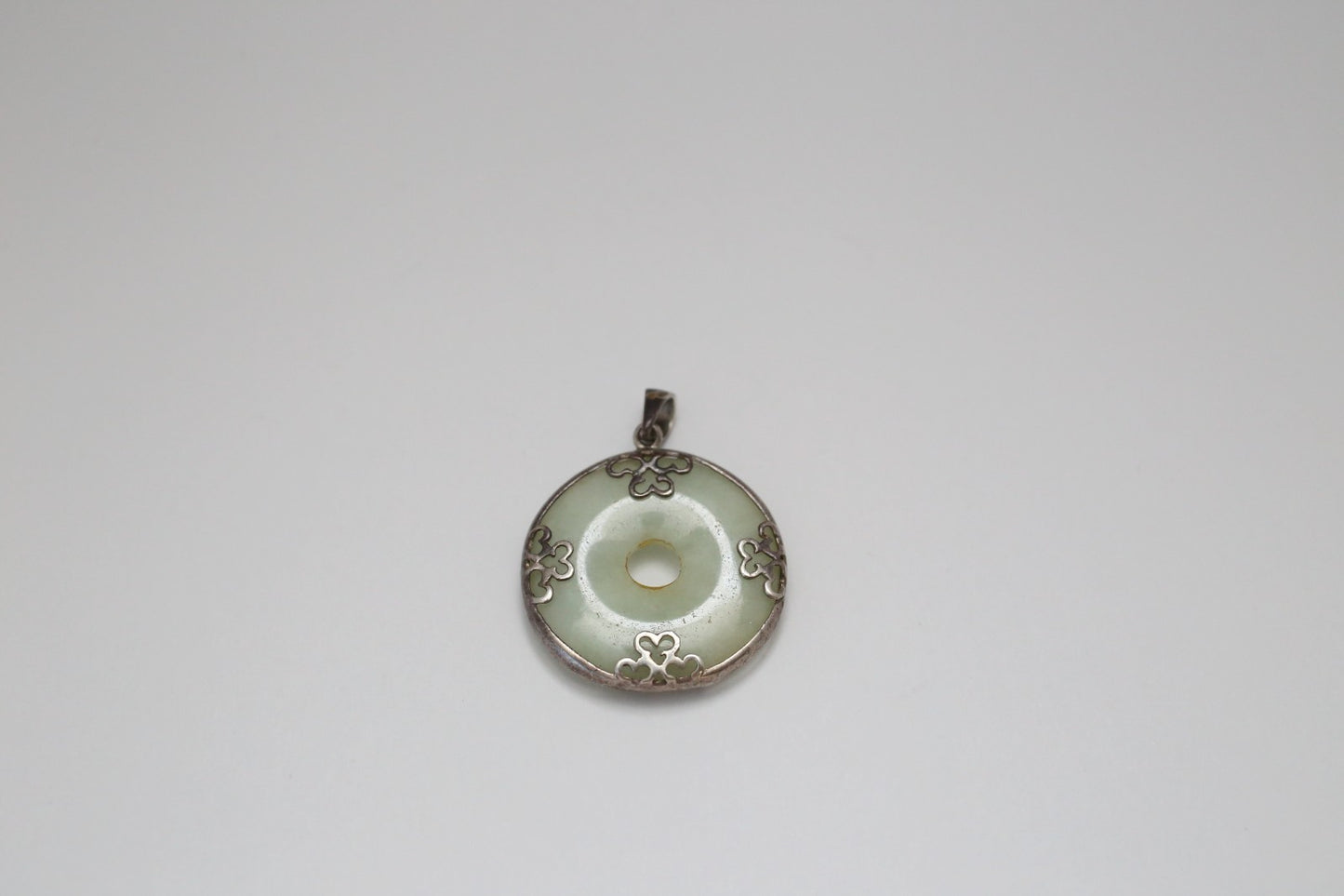 Sterling Silver Jade Disc Pendant, 6.1g