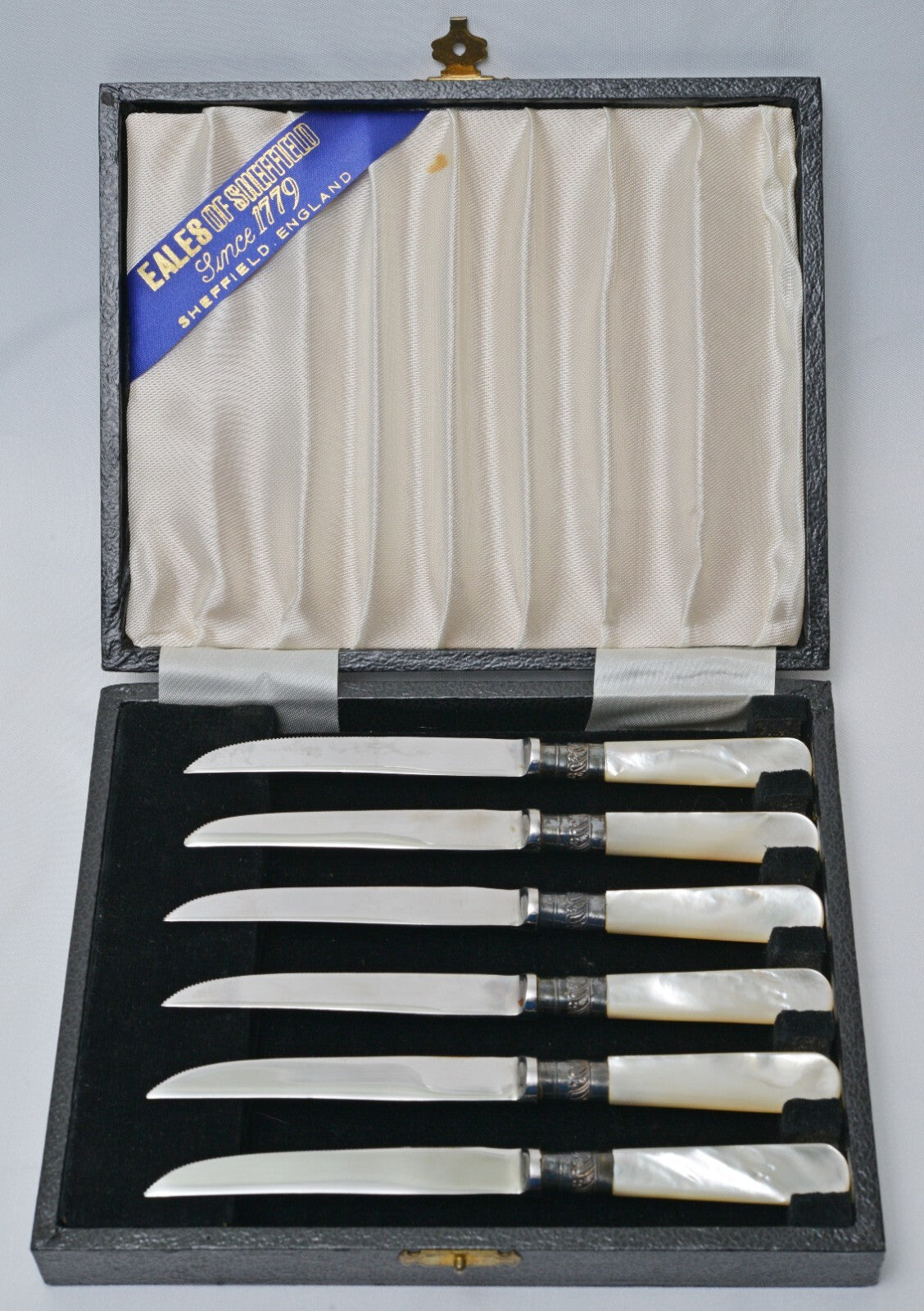 Eales of Sheffield Mother of Pearl 6pc Knife Set & Case