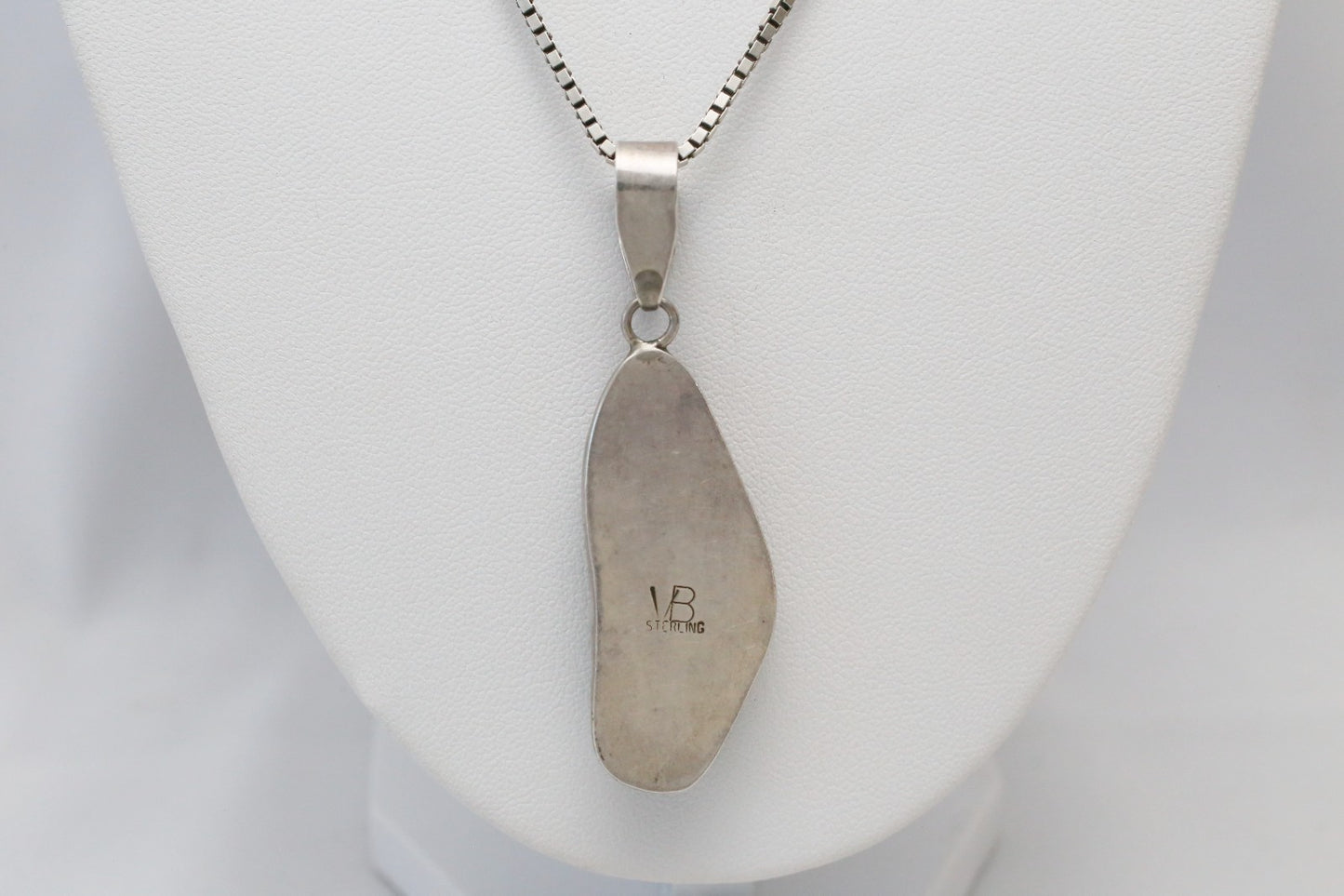 Sterling Silver Green Turquoise Necklace, 20 inches - 18.1g