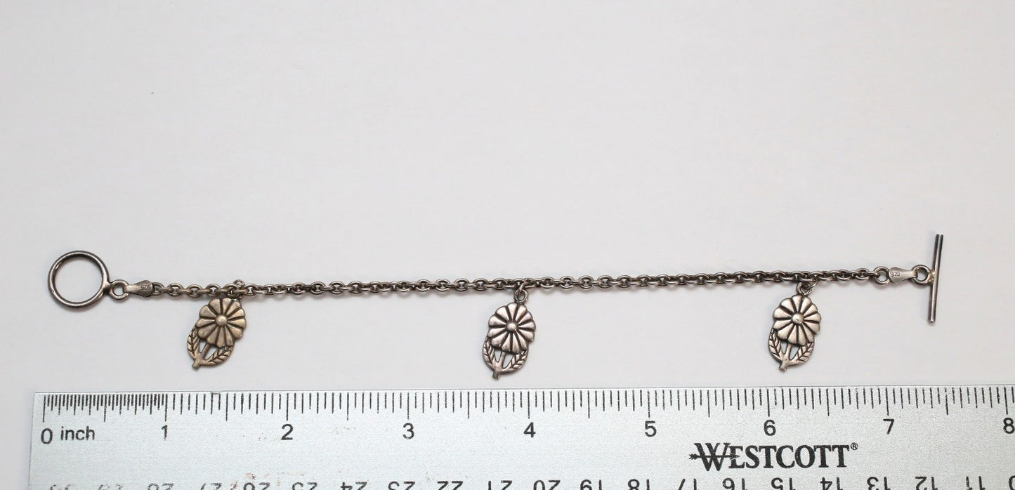 Vintage Sterling Silver Daisy Charm Bracelet, 7.5 inches - 10.3g