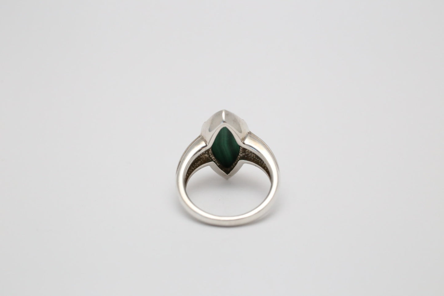 Sterling Silver Malachite Ring, Size 8.25 - 7.7g