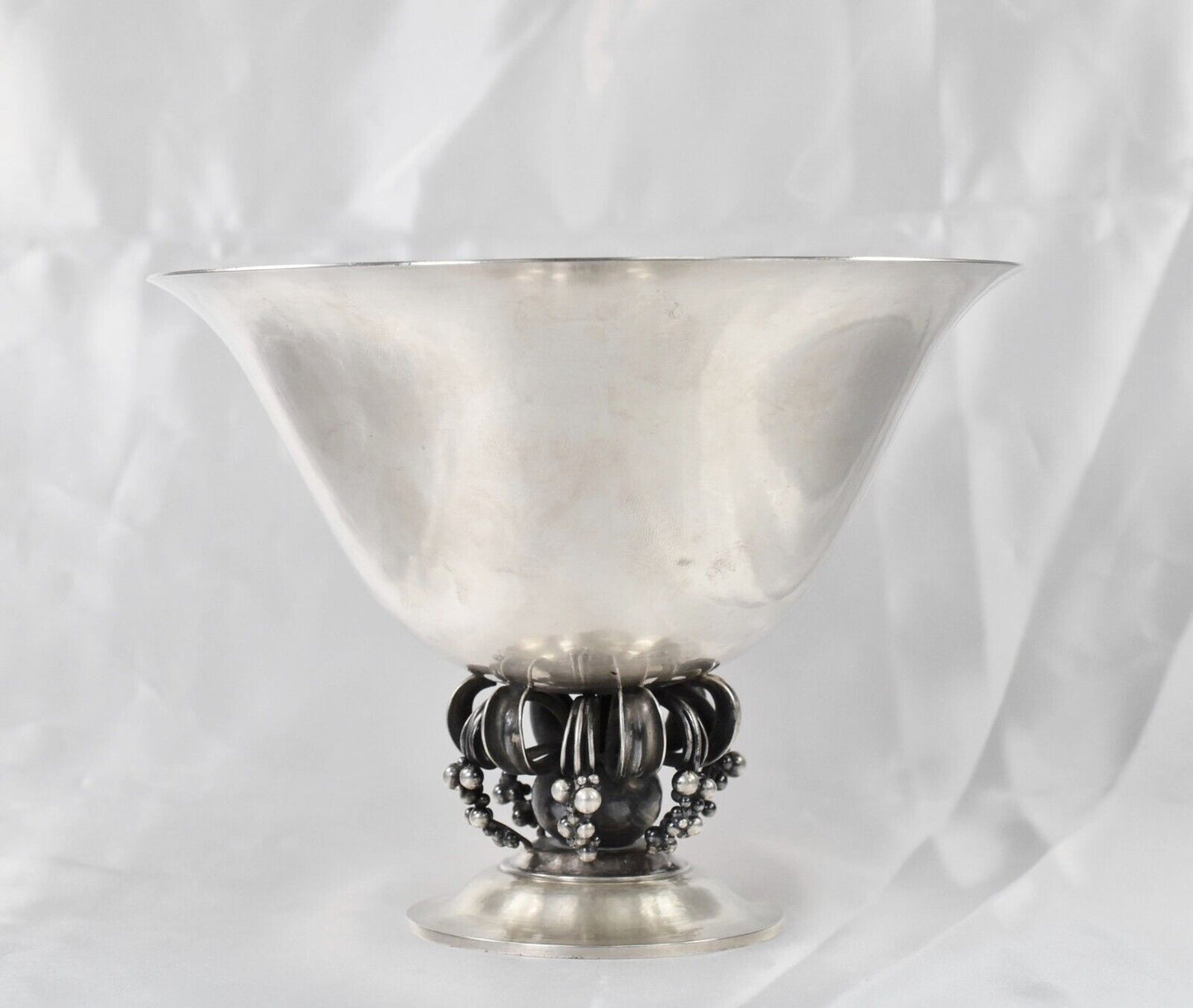 Vintage Georg Jensen Sterling Silver Bowl No. 775 by Harald Nielsen