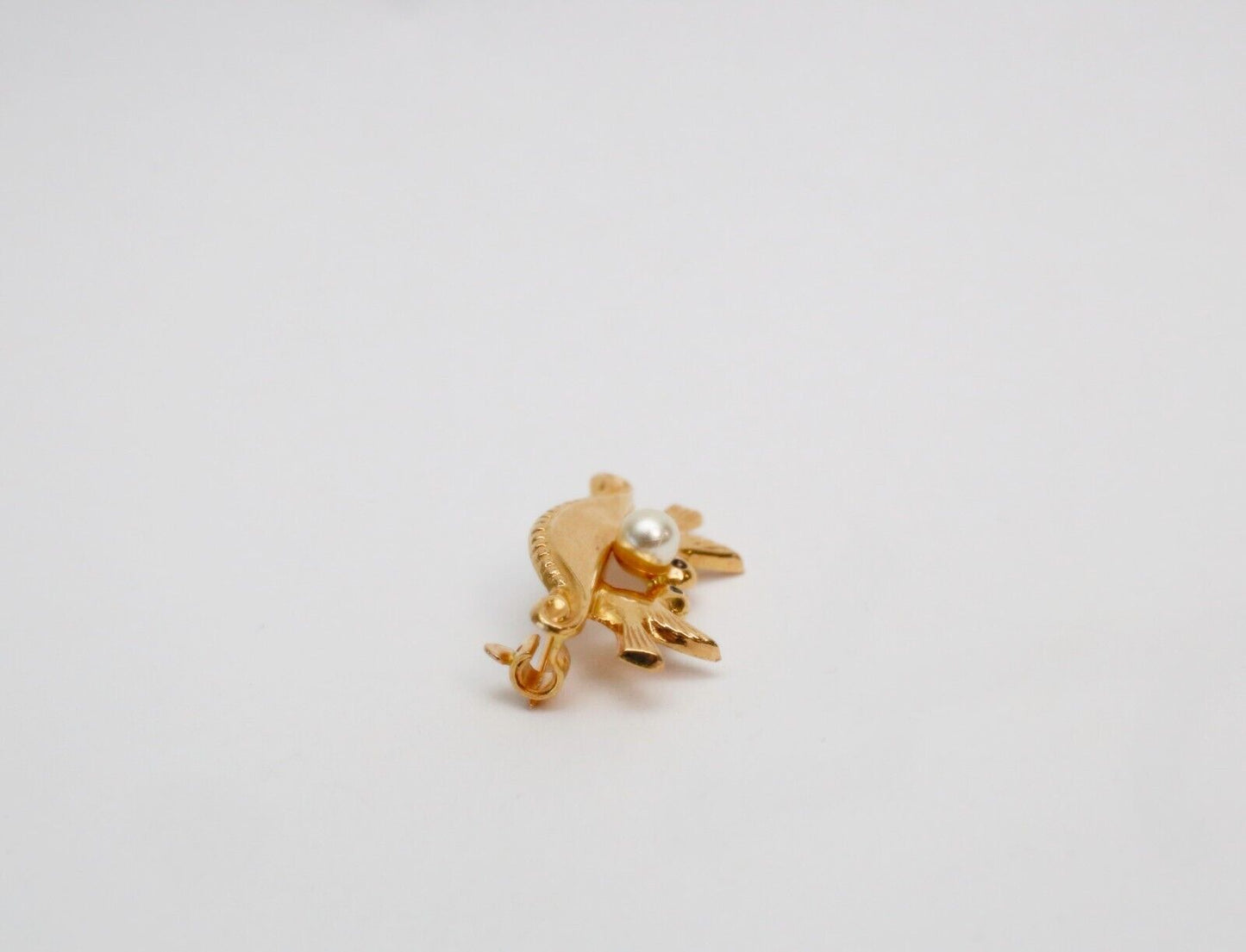 Vintage 19k Gold Bird & Pearl Brooch, 2.5g