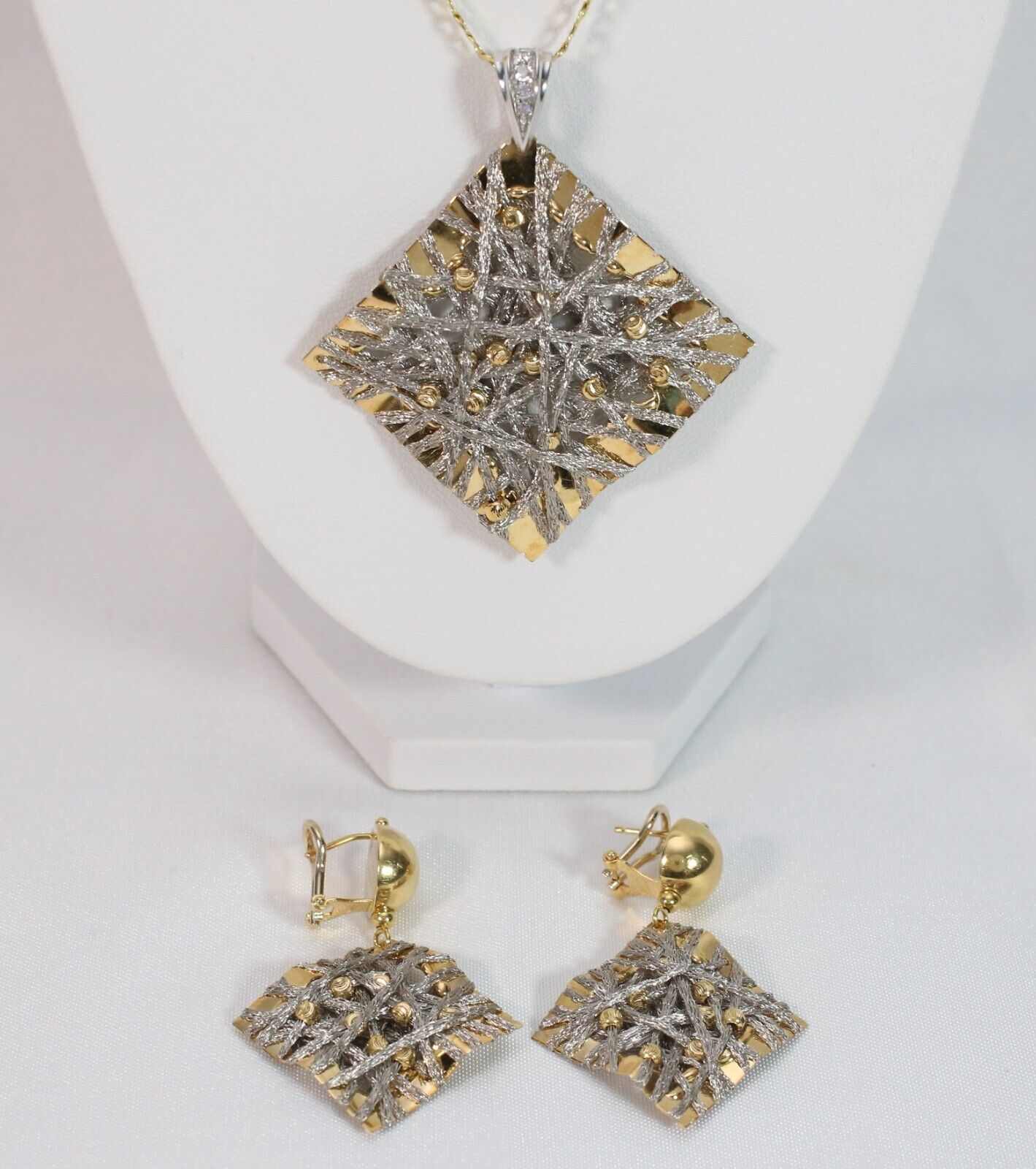 18k Yellow & White Gold Pendant & Earring Set, 27.0g