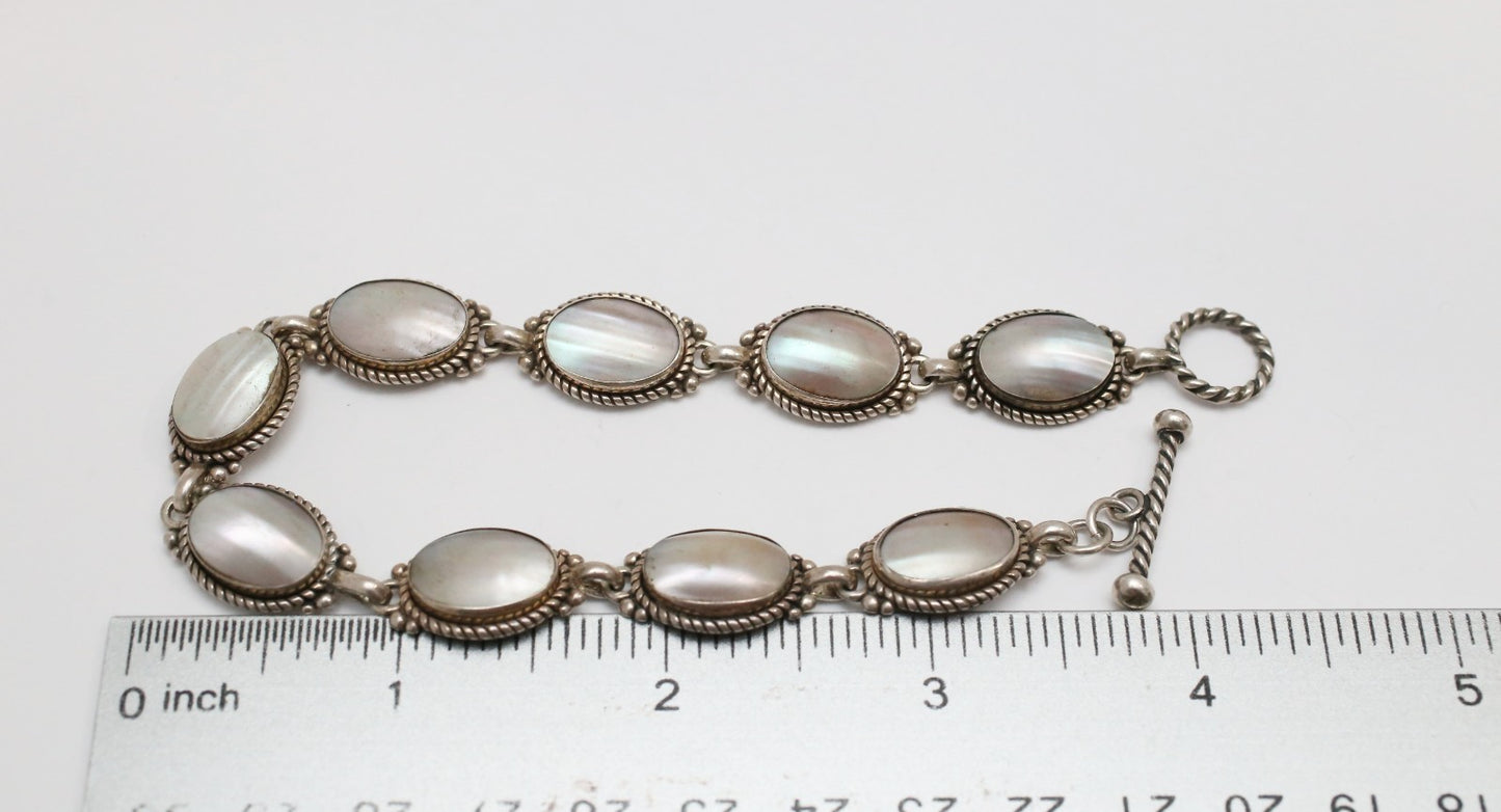 Sterling Silver Mother of Pearl Oval Link Bracelet, 9 inches - 24.7g