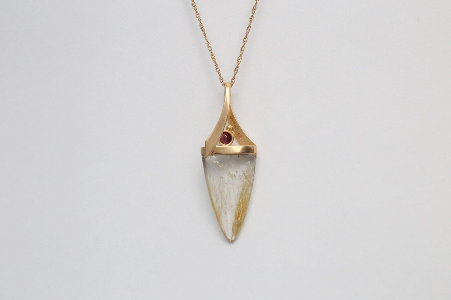 14k Yellow Gold Quartz Pendant, 4.4g