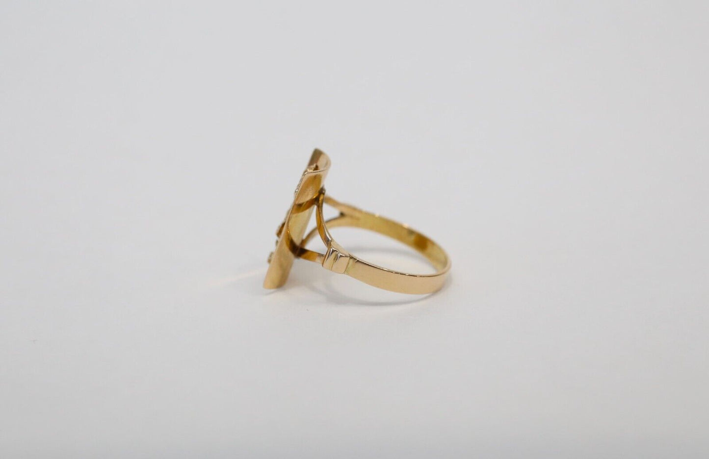 18k Yellow Gold Nugget Ring, Size 8.5 - 5.2g