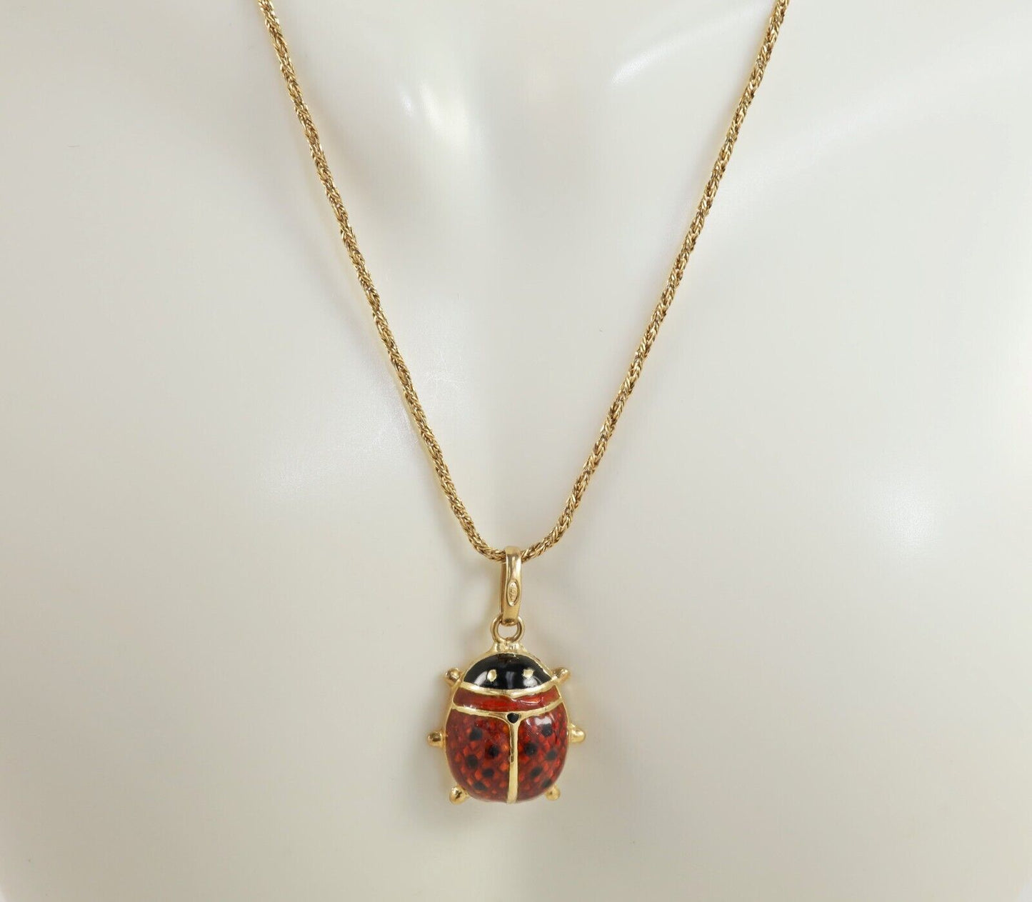 18k Yellow Gold Ladybug Pendant Necklace, 17 inches - 4.8g