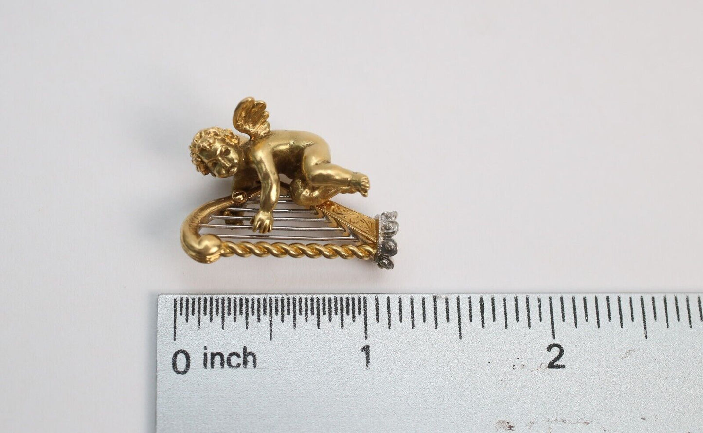 Vintage 18k Gold Cherub & Harp Pendant, 17.1g