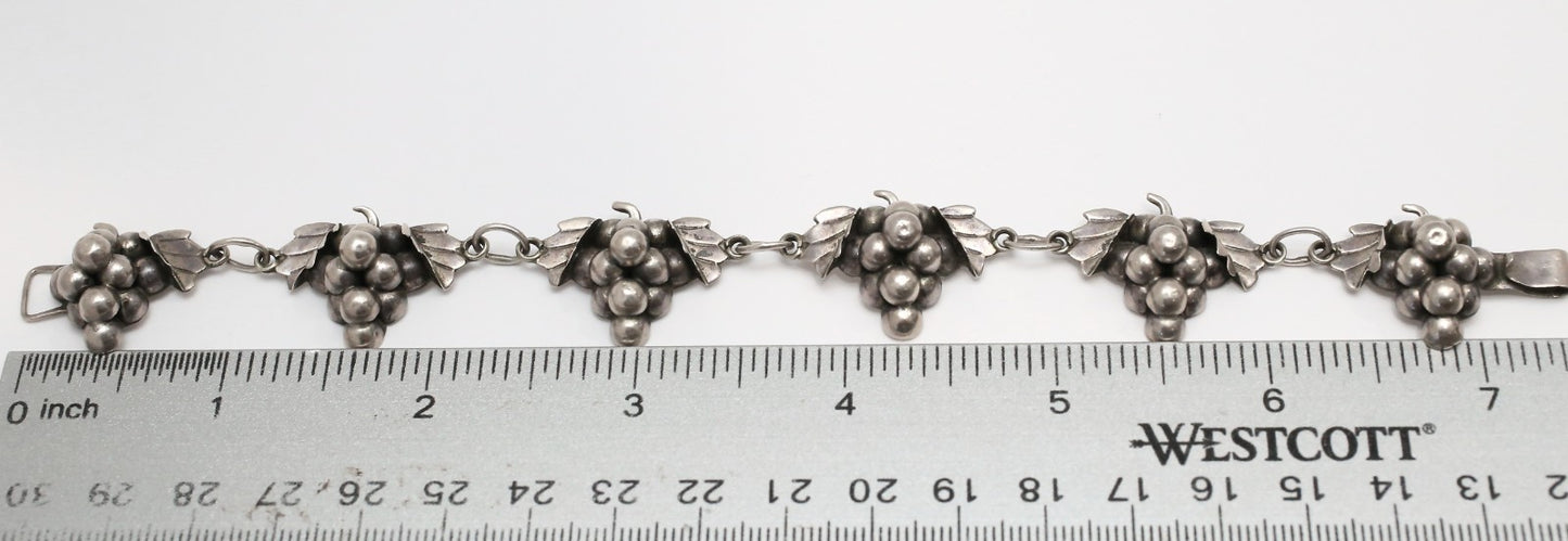 Vintage Sterling Silver Grape & Leaf Bracelet, 7.5 inches - 14.3g
