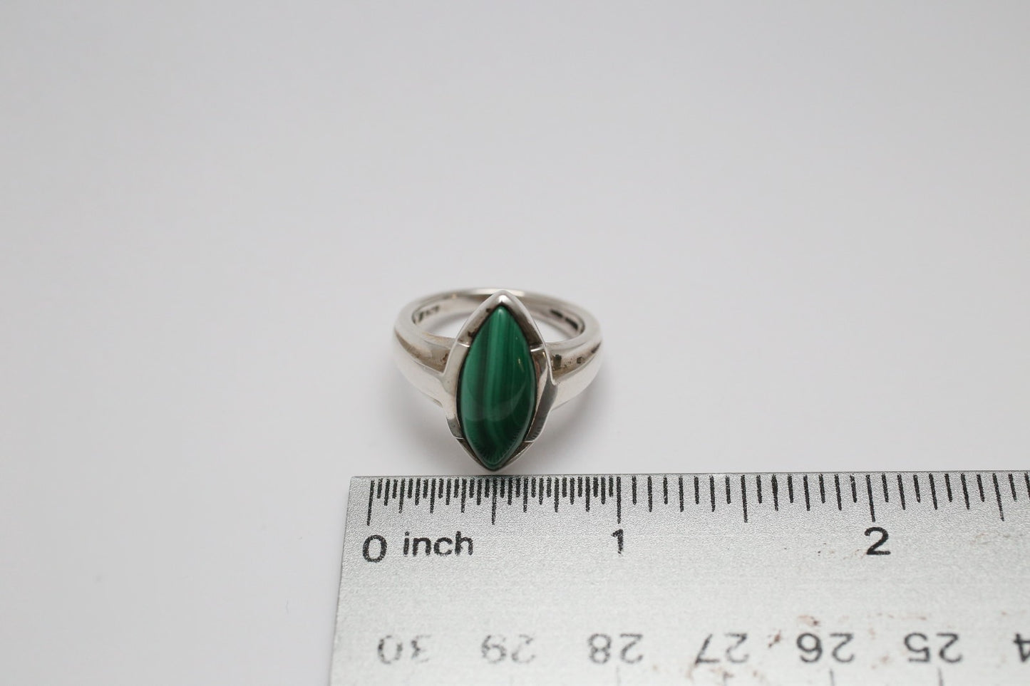 Sterling Silver Malachite Ring, Size 8.25 - 7.7g