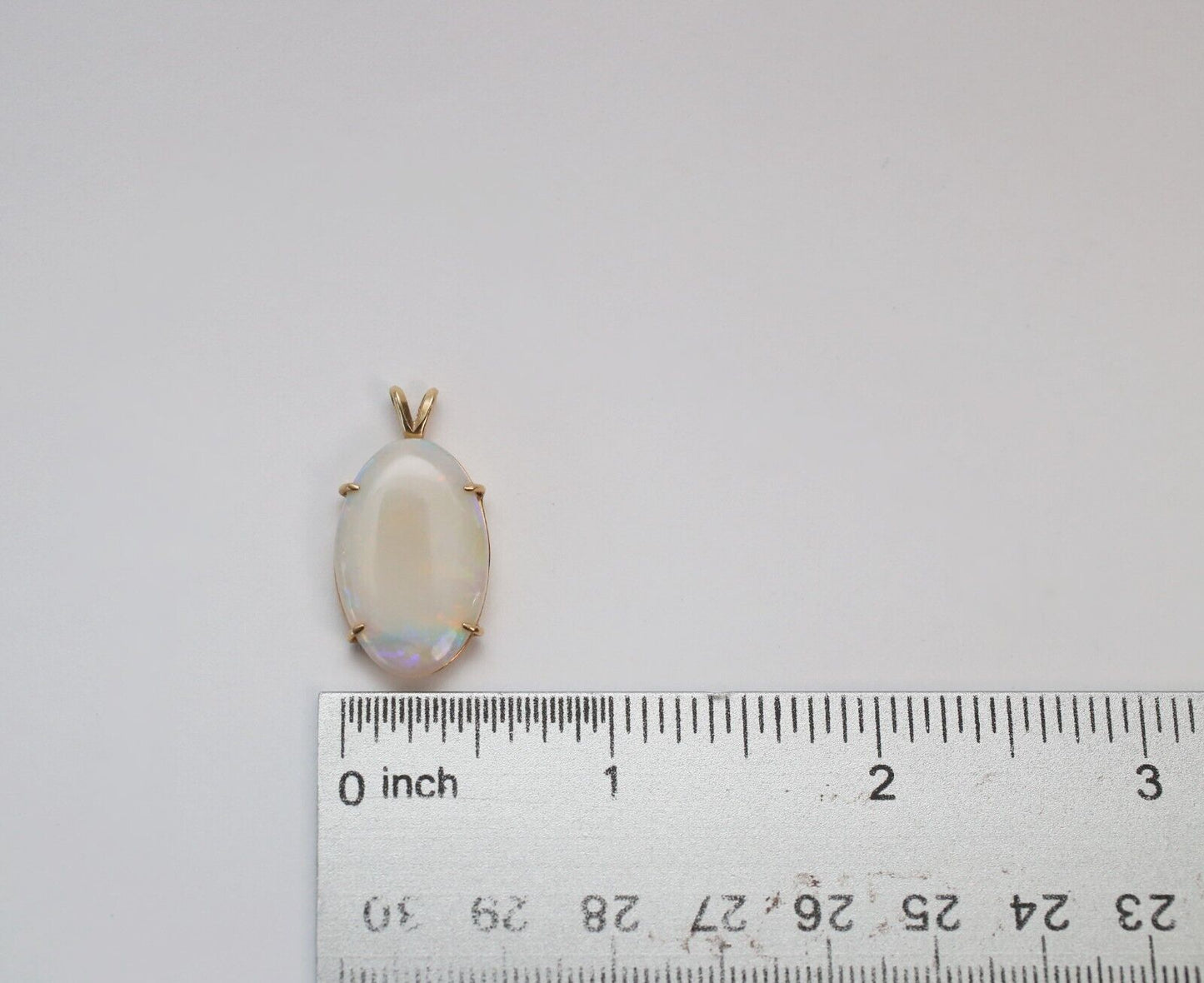 14k Yellow Gold Cabochon Opal Pendant, 2.5g