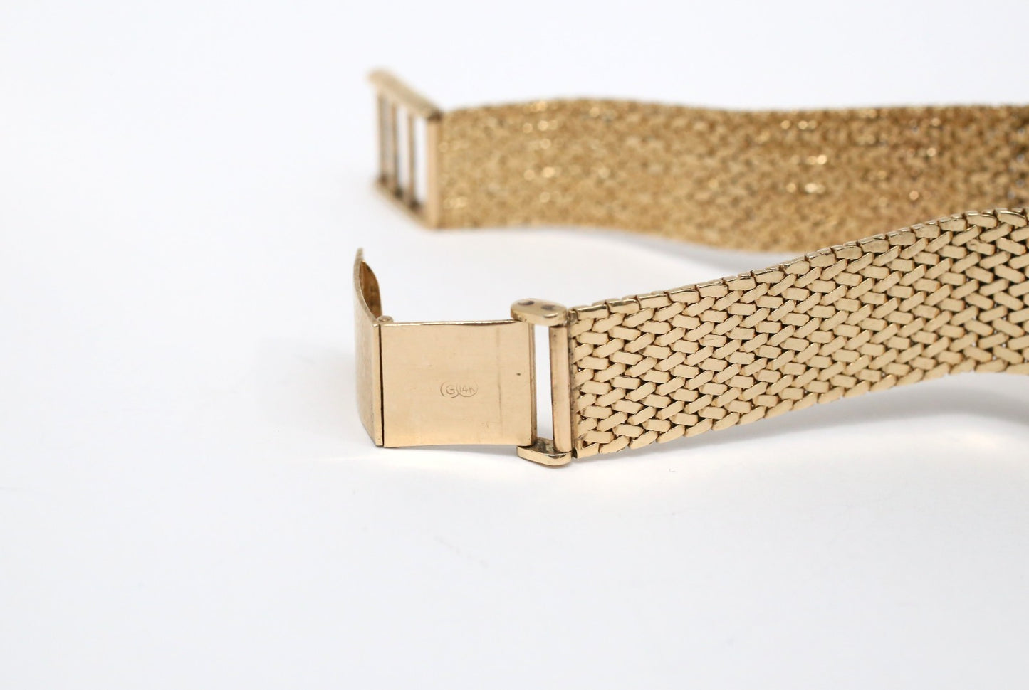 Vintage Le Coultre 33mm Dial 18k-14k Gold Watch, 48.0g