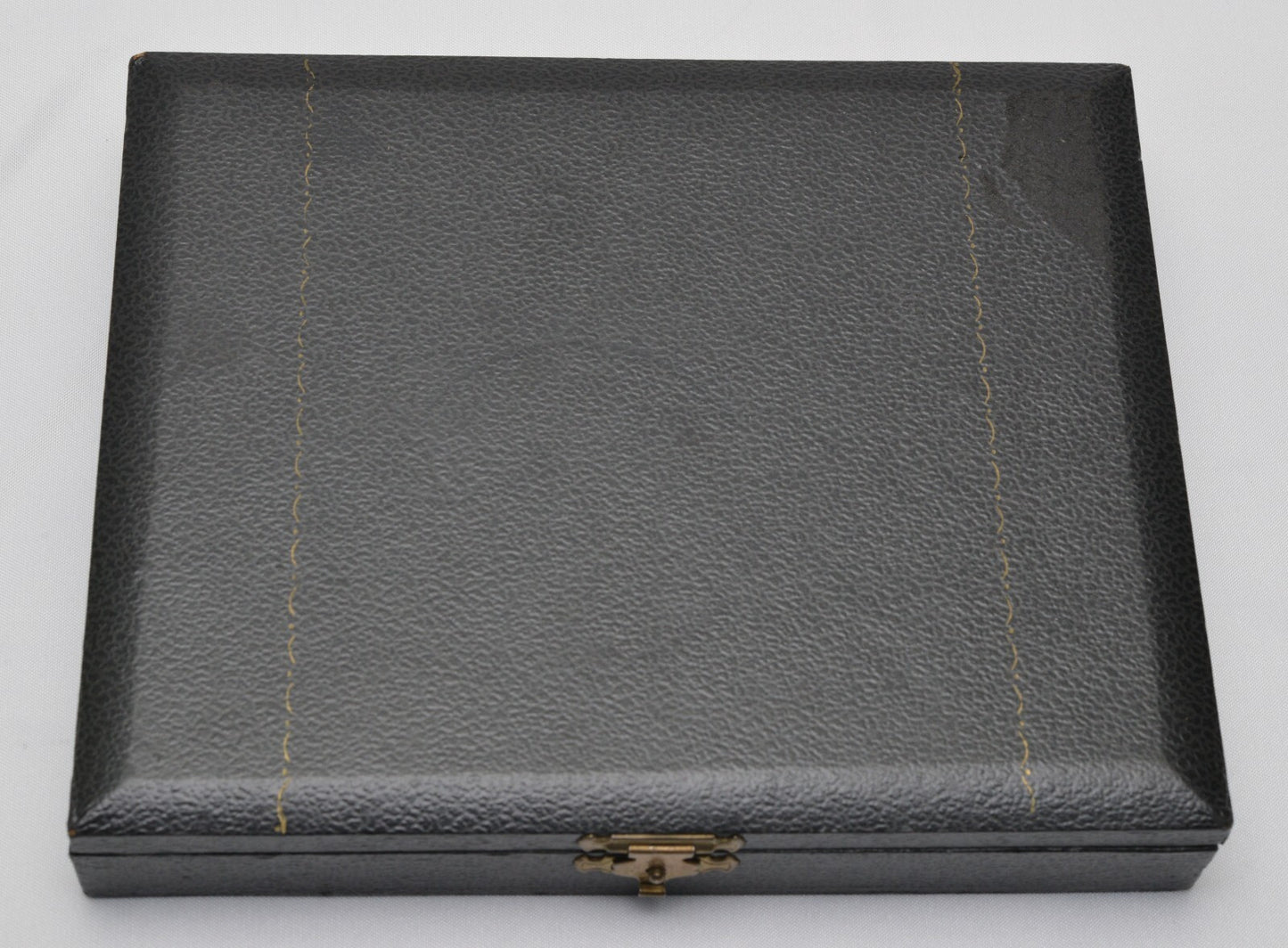 Eales of Sheffield Mother of Pearl 6pc Knife Set & Case