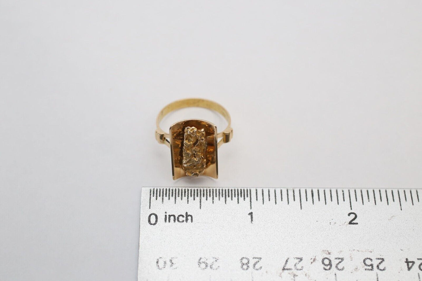 18k Yellow Gold Nugget Ring, Size 8.5 - 5.2g