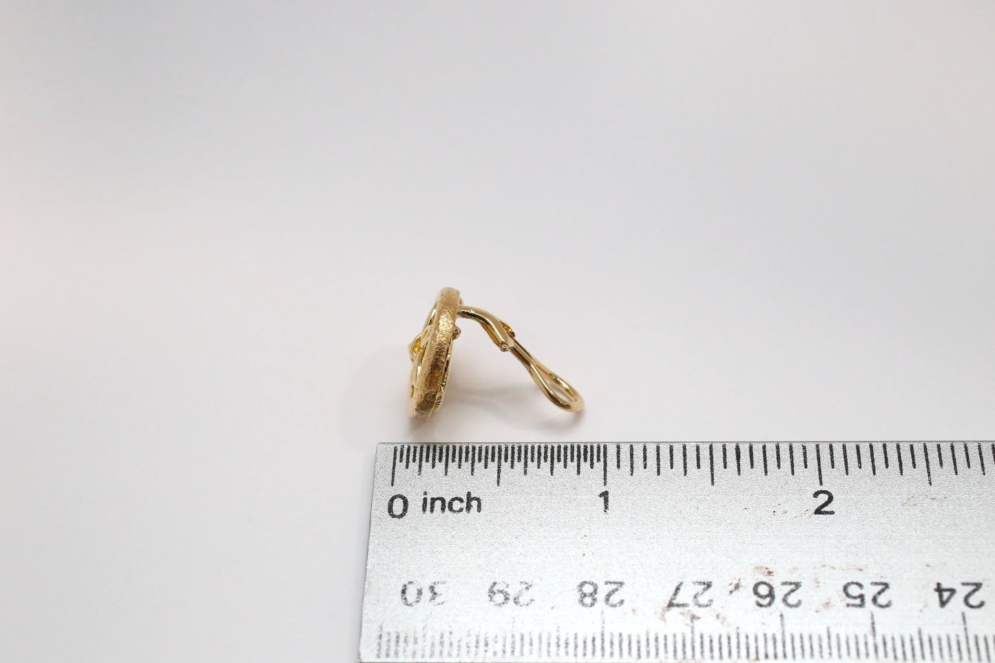 Tiffany & Co Schlumberger 18k Yellow Gold Sand Dollar Button Clip On Earrings, 15.2g