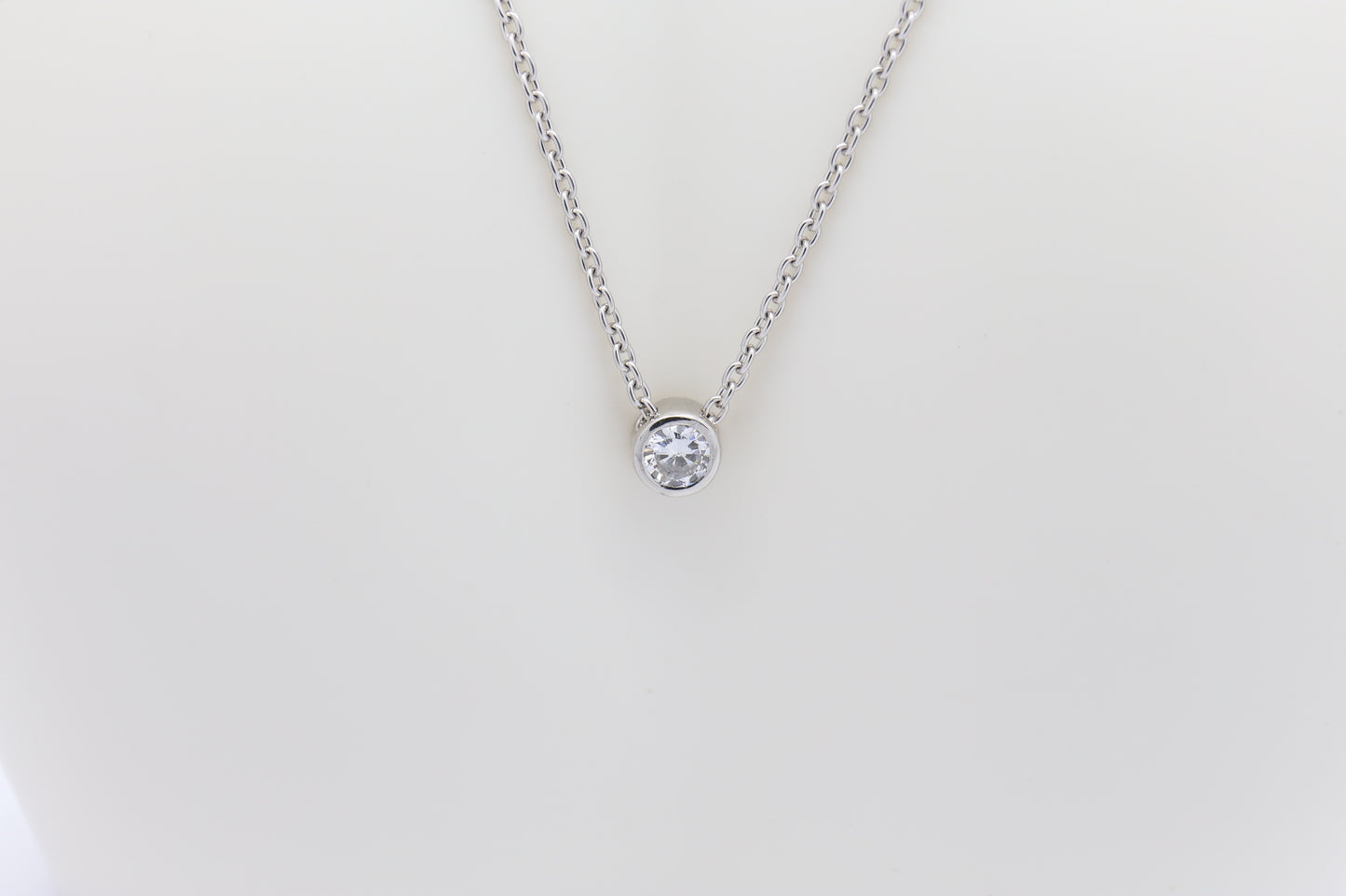 Platinum Solitare Diamond Pendant Necklace, 19 inches - 6.9g