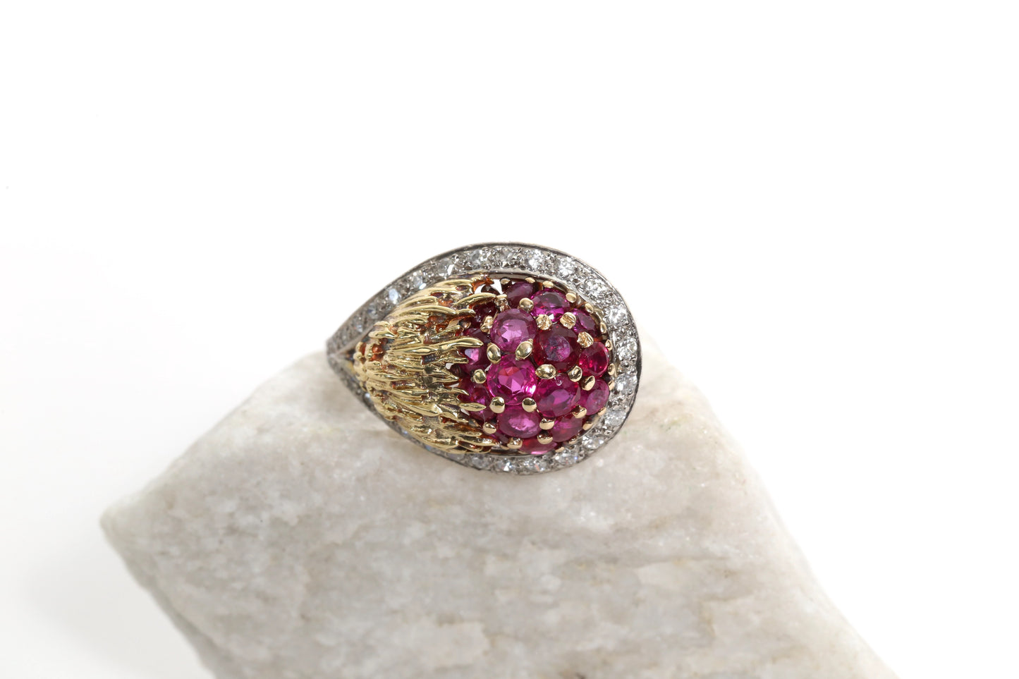 Vintage Erwin Pearl 1960s 18k Yellow Gold Diamond & Ruby Ring, Size 8.25 - 10.1g