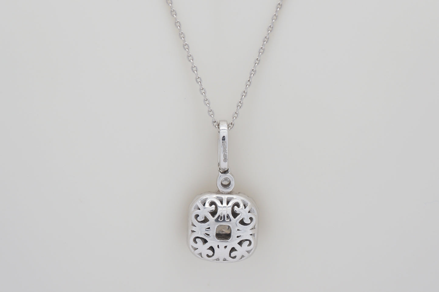 14k White Gold Ladies Diamond Necklace, 18 inches - 3.5g