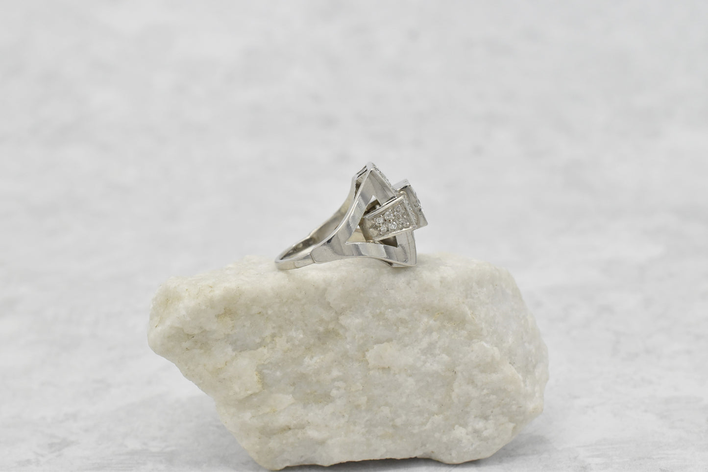 Vintage Platinum Art Deco 1.76ct Diamond Ring, Size 4.75 - 8.7g