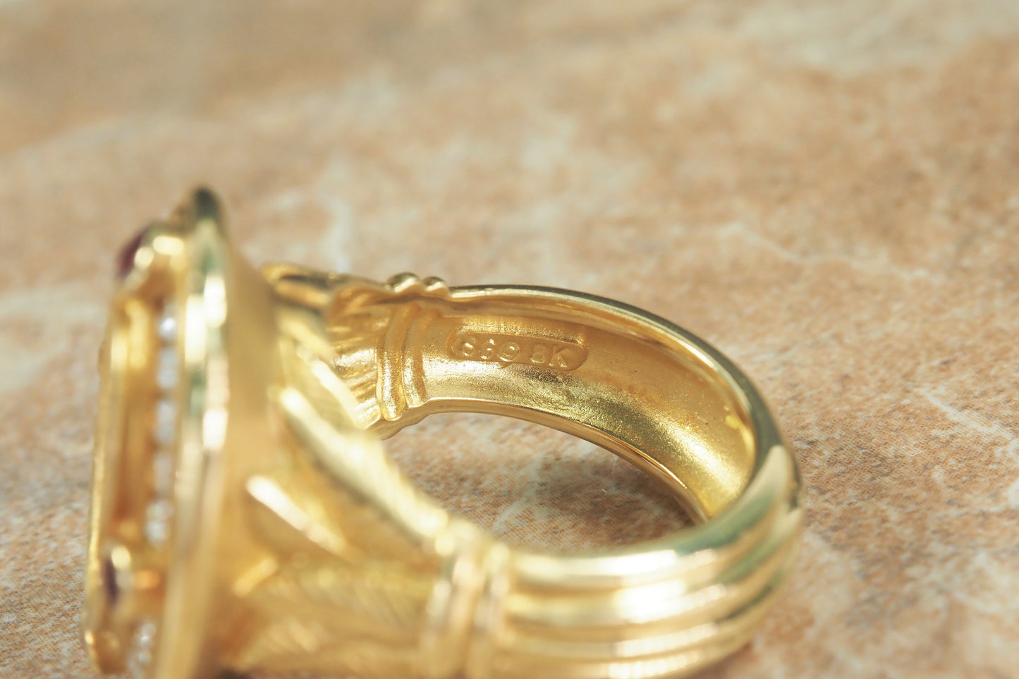 18k Yellow Gold Seidengang SG Athena Diamond & Ruby Ring, Size 6.25 - 17.2g