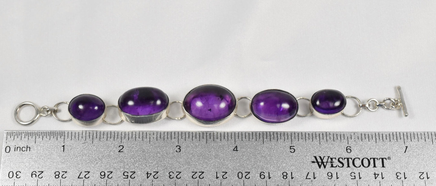 Sterling Silver Cabochon Amethyst 117cttw Bracelet, 7 inches - 40.4g