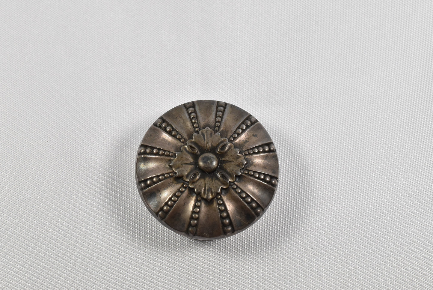 Vintage Sterling Silver Pill Box, 12.7g