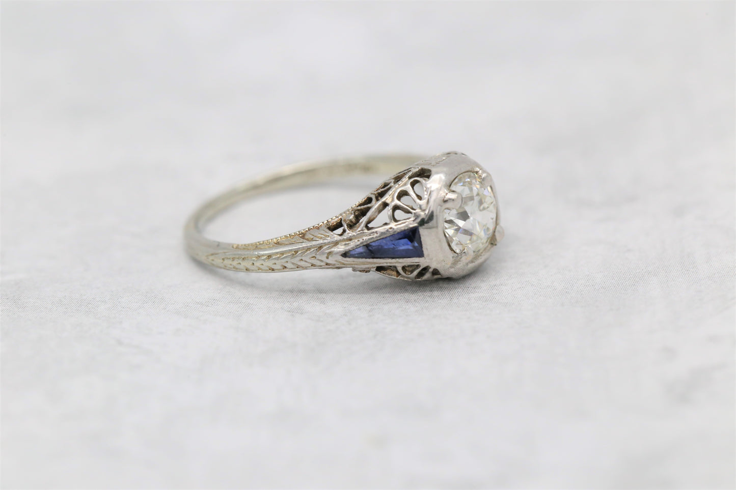 Vintage Art Deco Platinum Diamond & Sapphire Filigree Ring, Size 4 - 2.0g