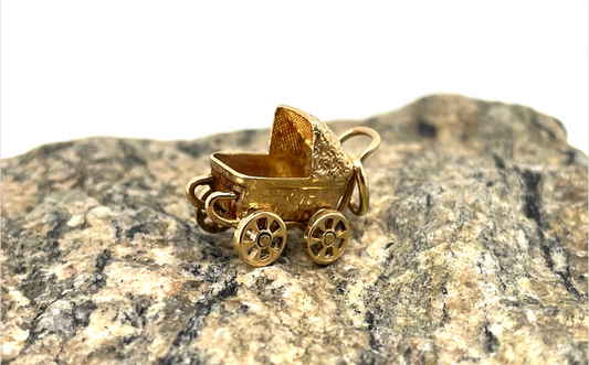 14k Yellow Gold Carriage Charm - 2.1 g