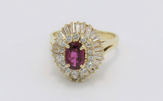 14k Yellow Gold Oval Ruby & Diamond Ladies Ring, Size 7 - 6.5g