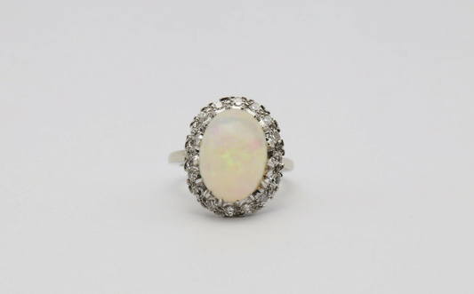 Vintage 14k White Gold Opal & Diamond Ring, Size 5.75 - 7.0g