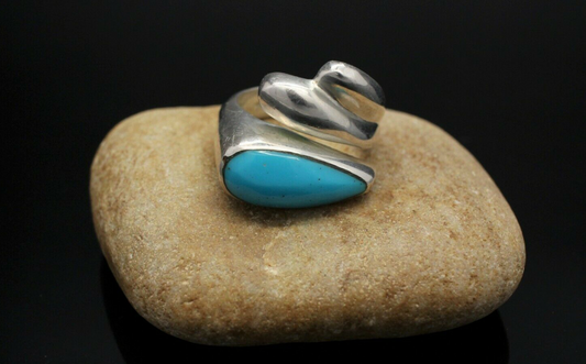 Sterling Silver Ladies Turquoise Ring, Size 6.5 - 12.6g