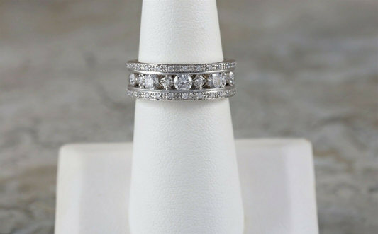 14k White Gold & Diamond Anniversary Band, Size 6.75 - 6.2g