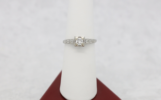 Vintage 18k White Gold Art Deco Engagement Ring, Size 7.25 - 2.6g