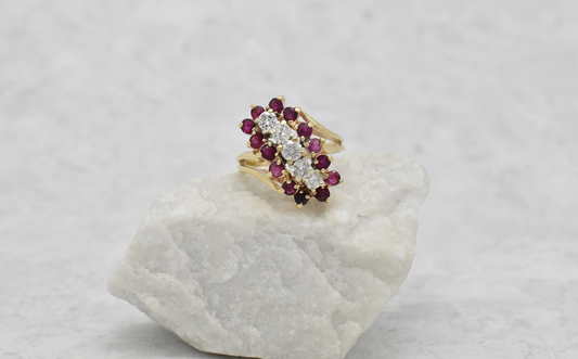 Vintage 14k Yellow Gold Ruby & Diamond Cocktail Ring, Size 5.5 - 6.9g