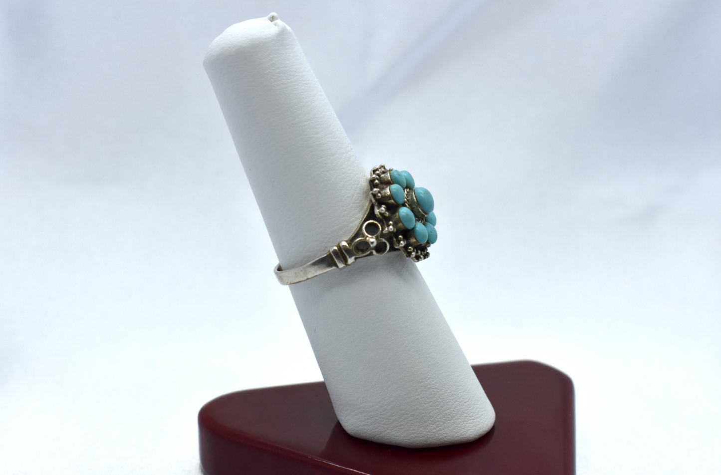 Sterling Silver Round Turquoise Ring, Size 8 - 4.0g