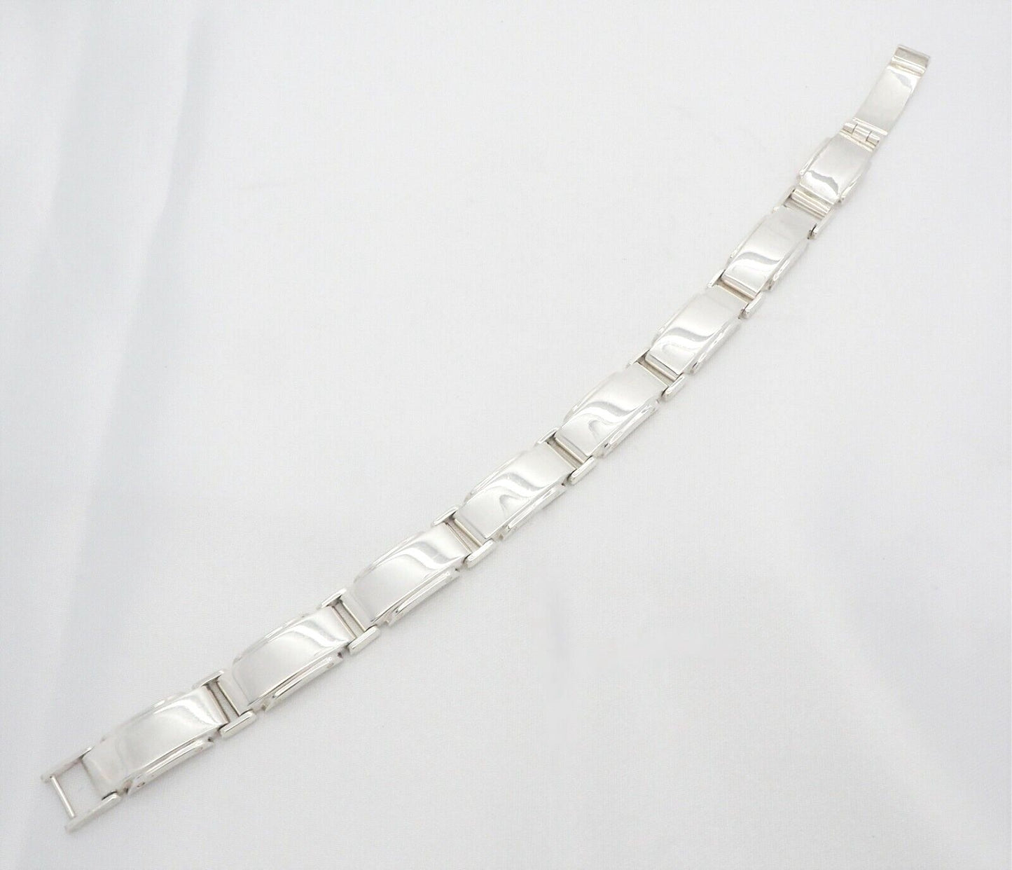 Tiffany & Co. Sterling Silver Smooth Bracelet, Length 8.25" - 59.3g