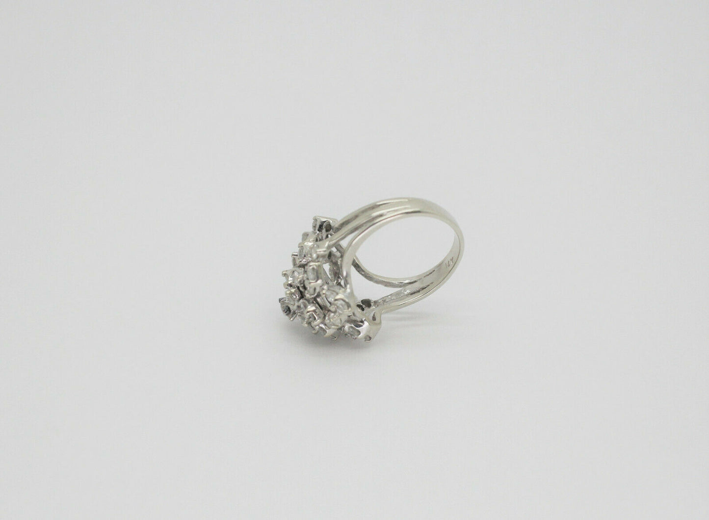 Vintage 14k White Gold Ladies Diamond Cocktail Ring, Size 6.5 - 7.3g