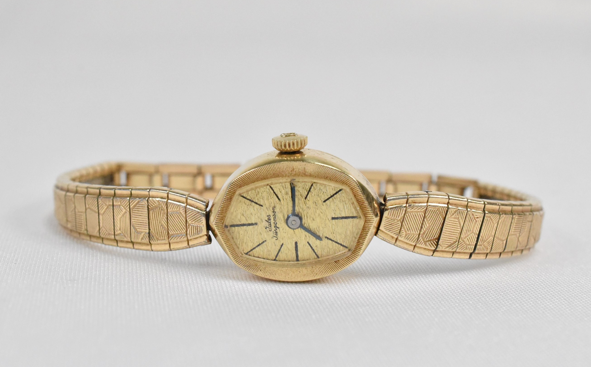 Vintage jules jurgensen on sale 14k gold watch